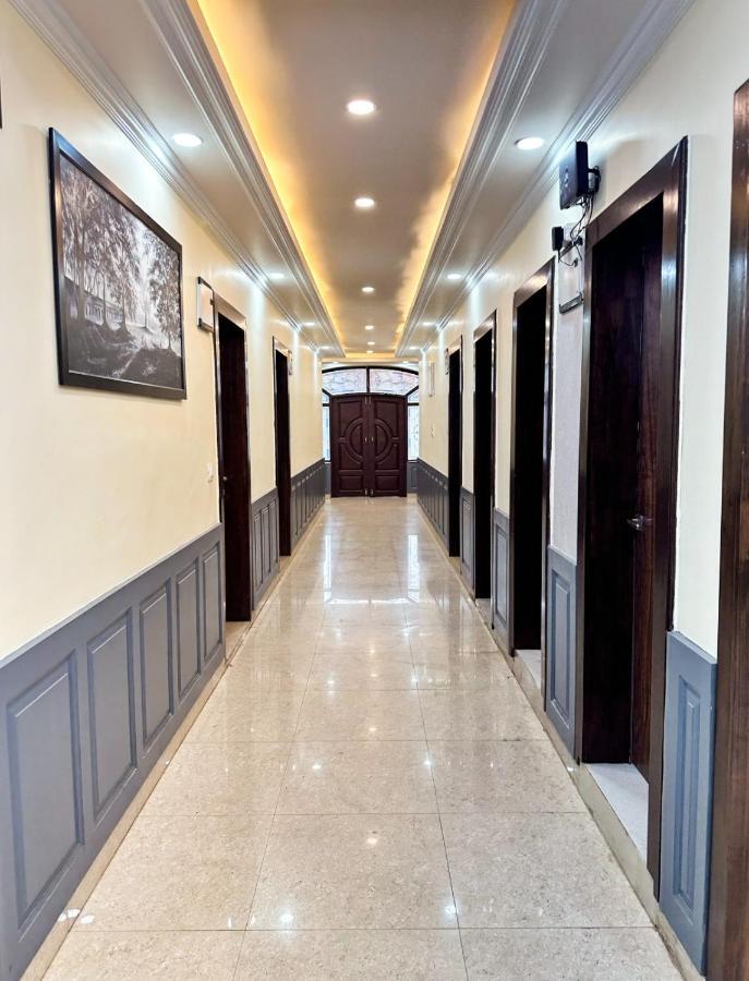 Srinagar Group Of Hotels Εξωτερικό φωτογραφία