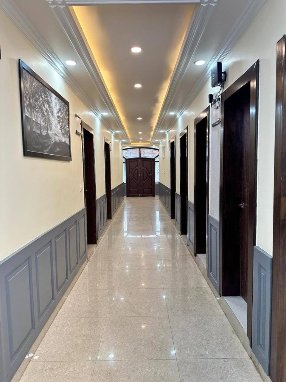 Srinagar Group Of Hotels Εξωτερικό φωτογραφία